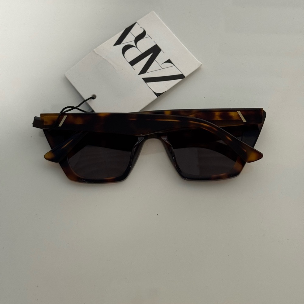 Zara Tortoiseshell Sunglasses - Picture 5 of 16